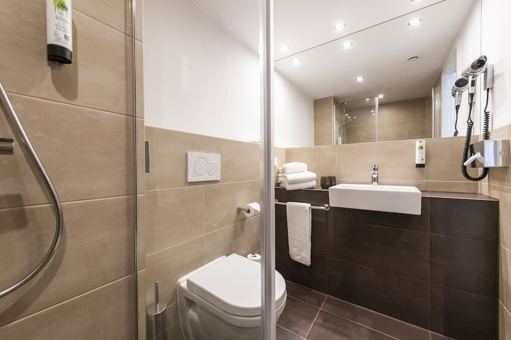 Harbr. Hotel Heilbronn 8/54
