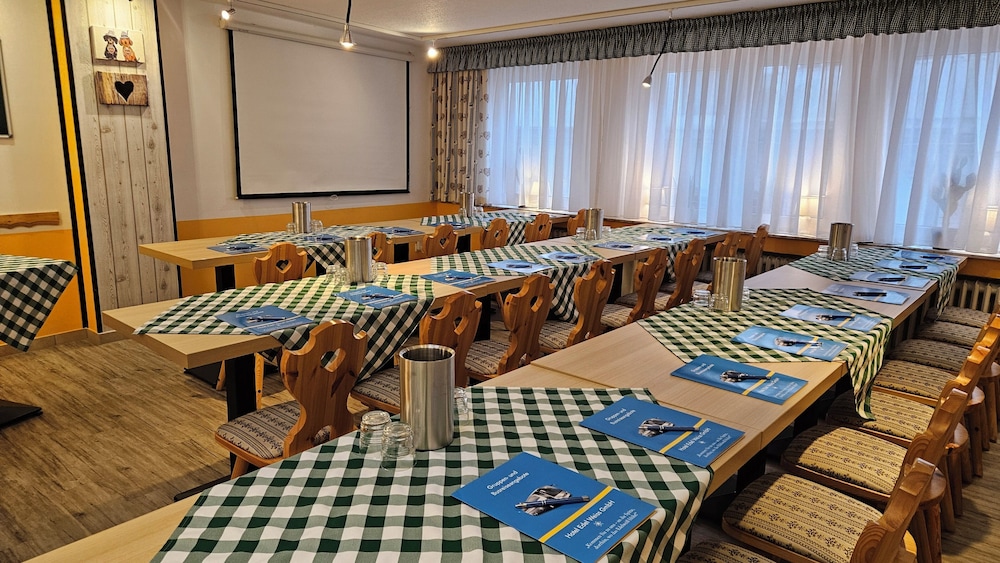 Hotel And Restaurant Edel Weiss Bremen 61/71