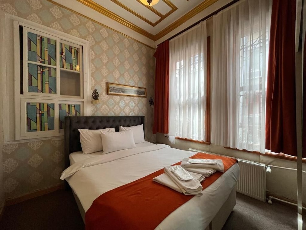 LE SAFRAN SUITE 20/50