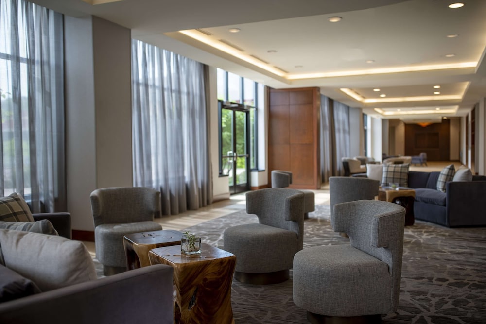 Hyatt Regency Coralville 41/66