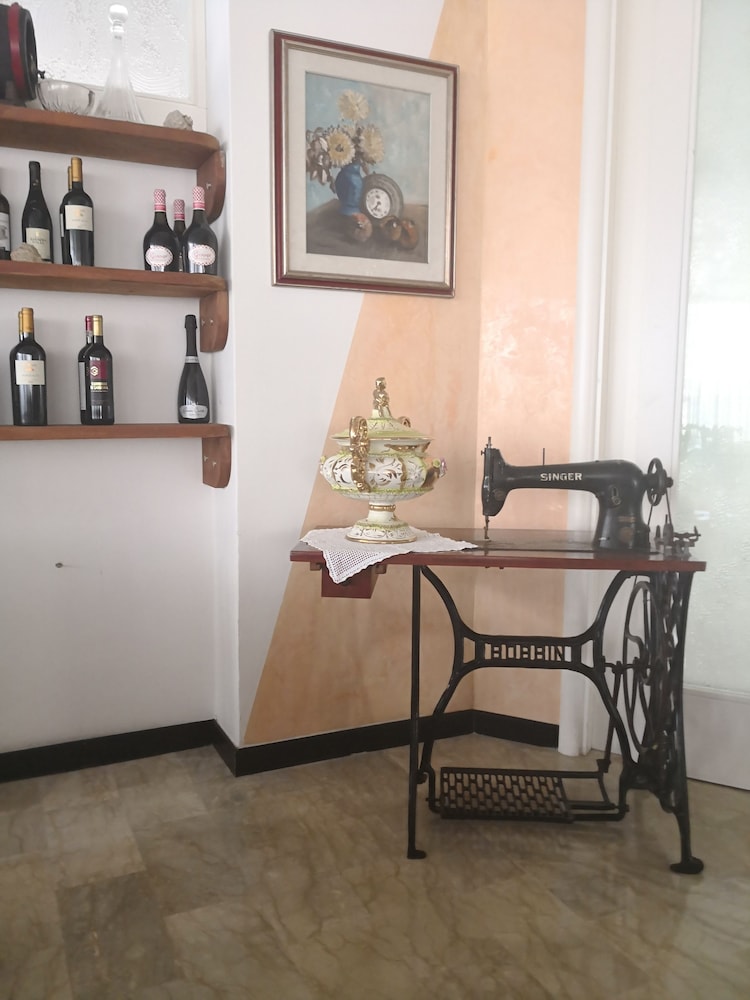 Hotel De Amicis 46/53