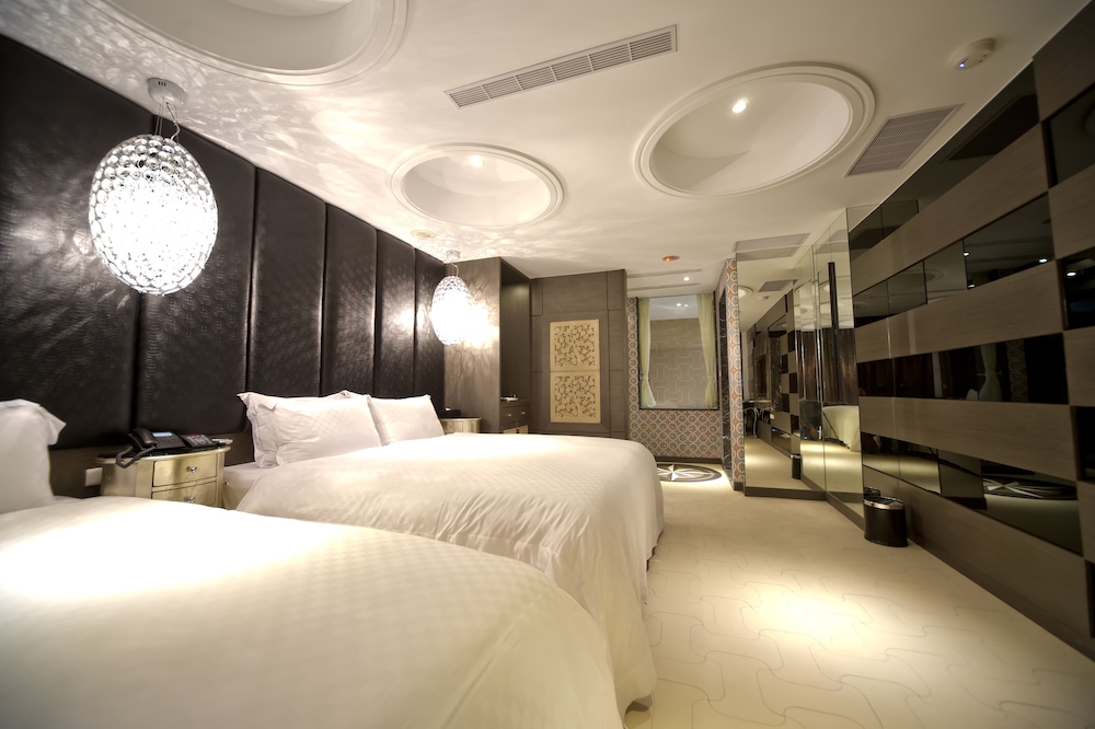 White House Beach Resort 24/71