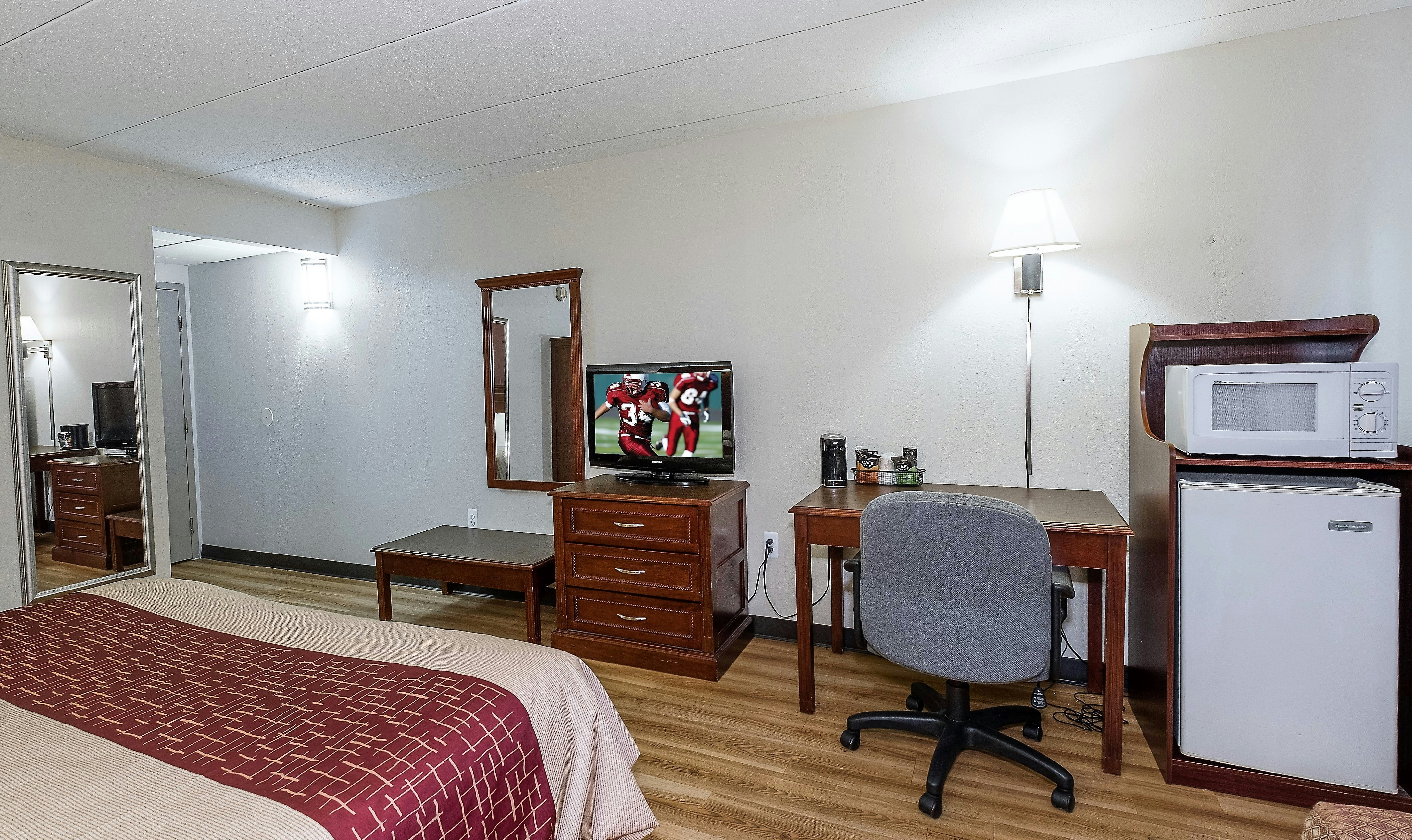 Red Roof Inn Hartford - Vernon 32/33