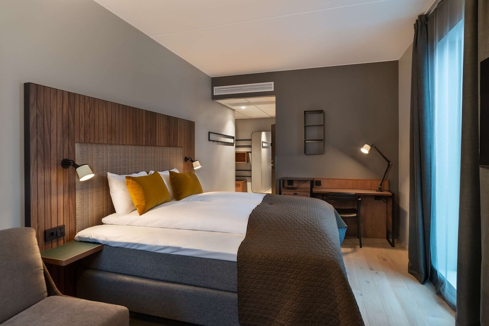Quality Hotel River Station 17/65