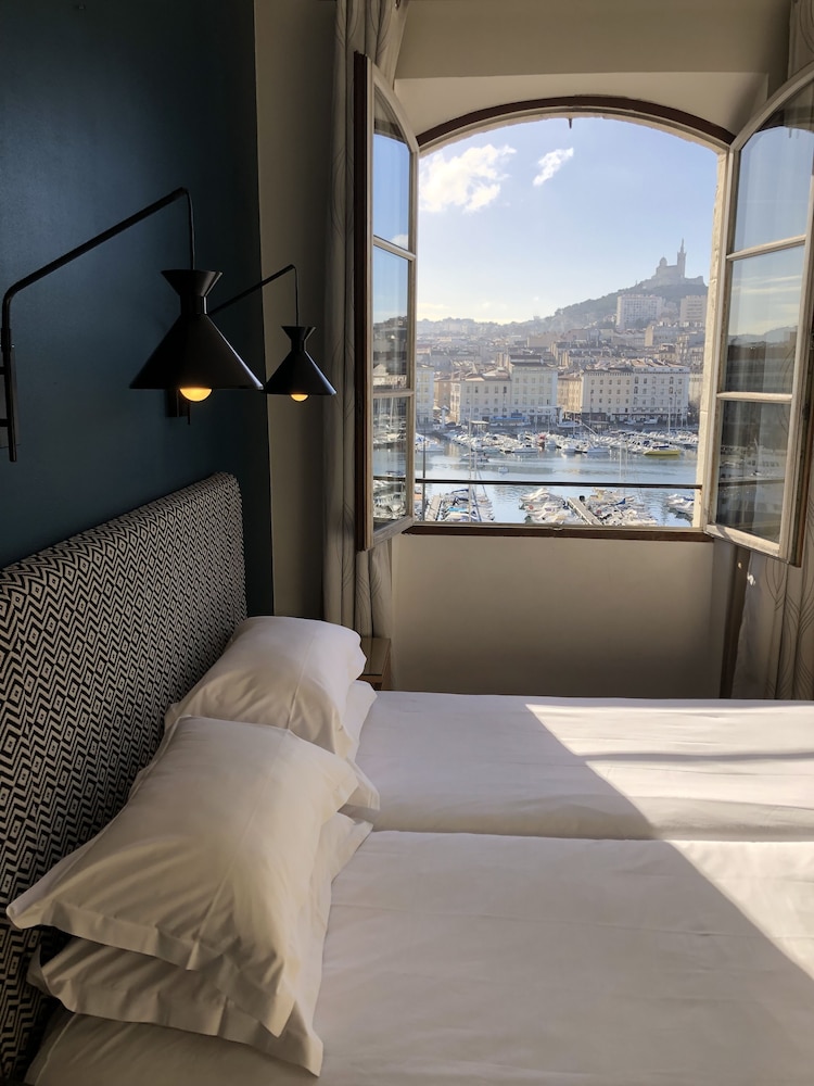 Hotel Bellevue Marseille 25/74