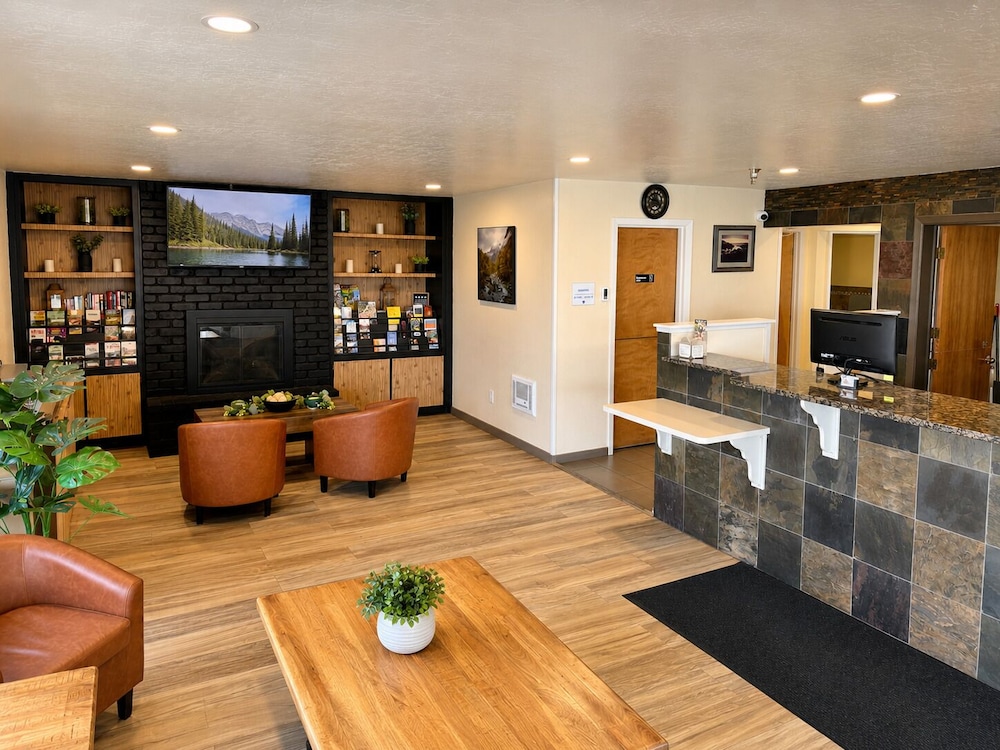 Seabird Lodge by Magnuson Worldwide 10/67