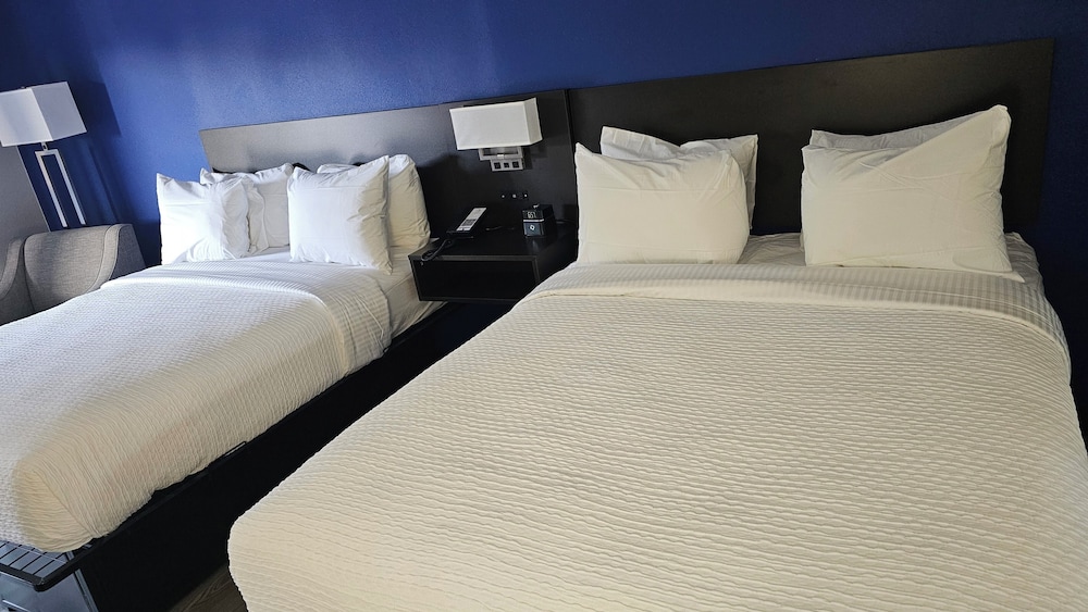 SureStay Studio by Best Western Rowland 20/41