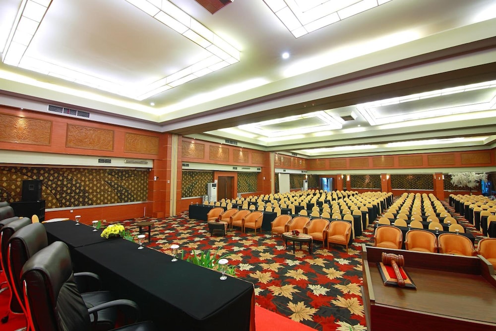 Hotel Pangeran Beach 49/57