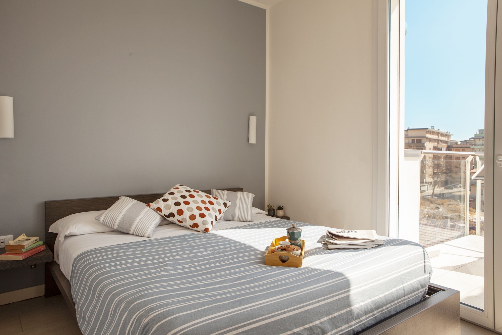 1 BEDROOM, JUNIOR, PENTHOUSE, PARTIAL SEA VIEW, TERRACE