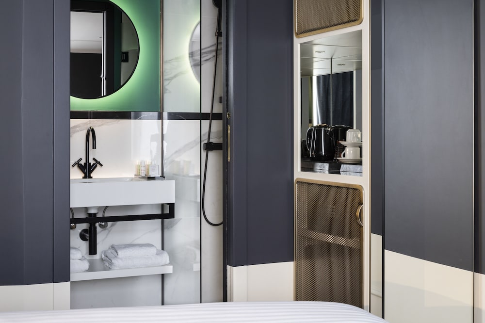 Hotel Parisianer 33/33