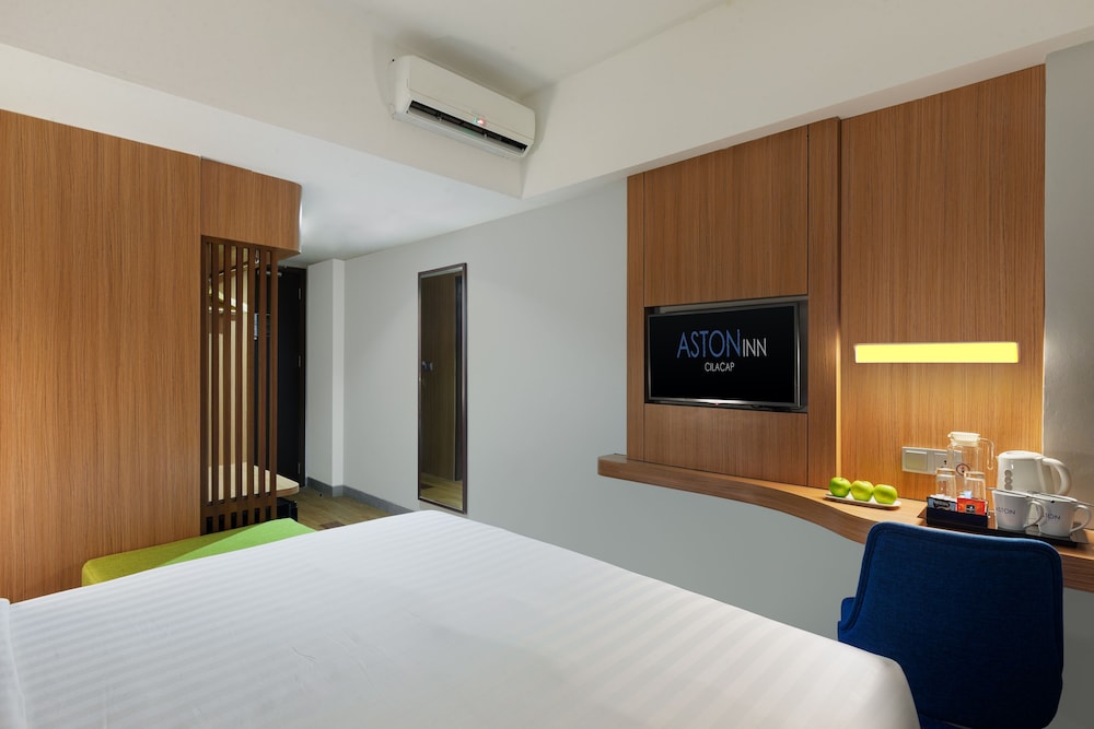 Aston Inn Cilacap 16/49