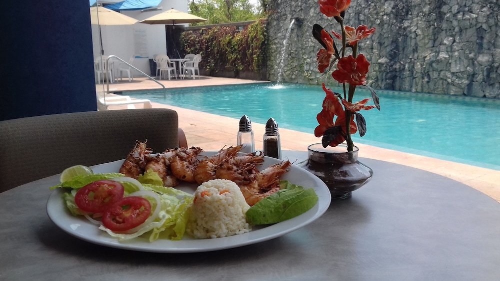 Rio Vista Inn Business High Class Poza Rica 35/50