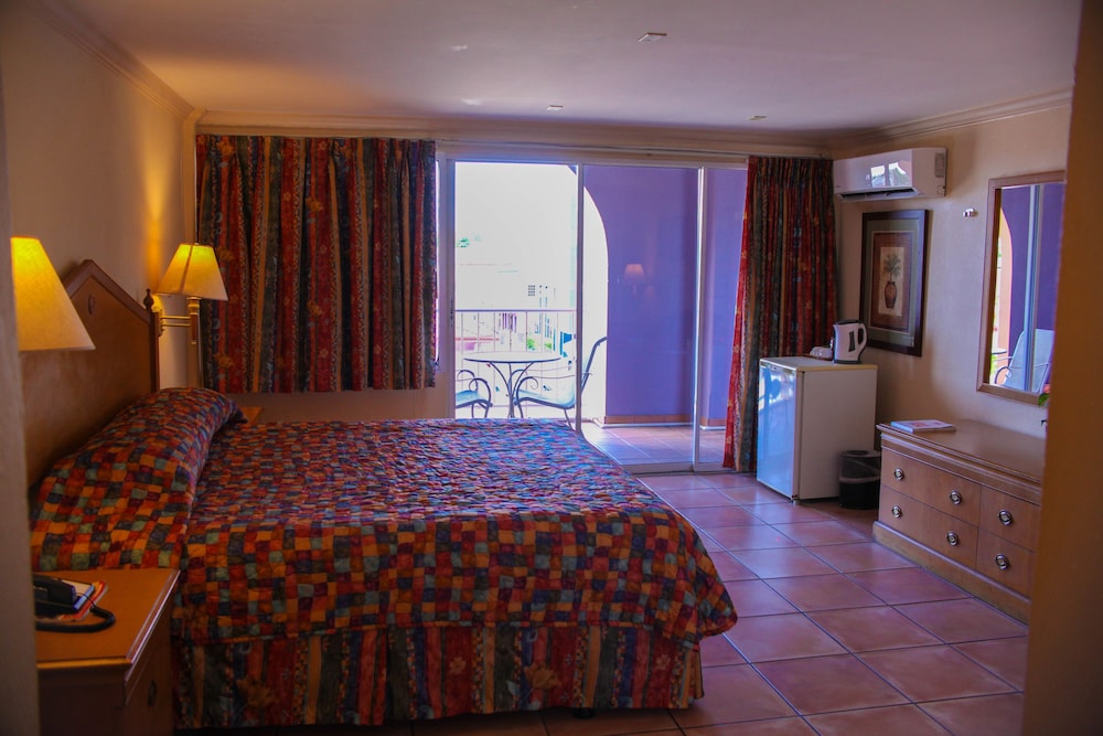 HERITAGE HOTEL 10/46