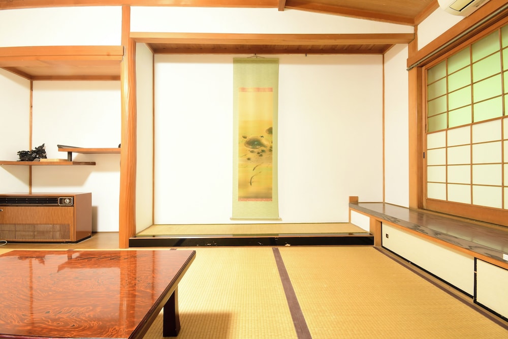Kongo Sanmaiin 8/50