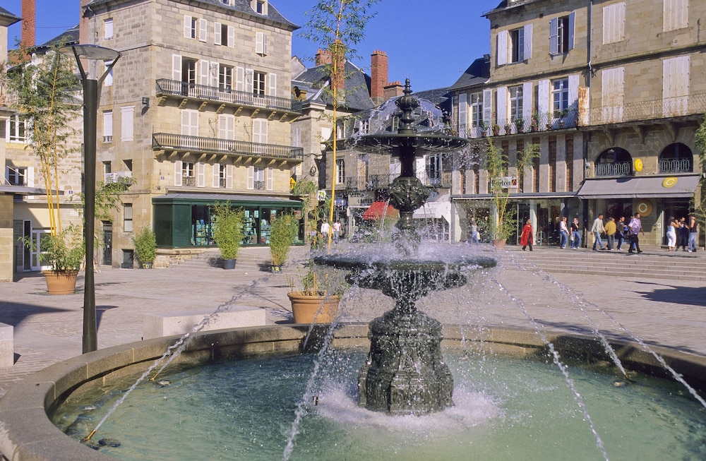 Ibis Brive Centre 31/65