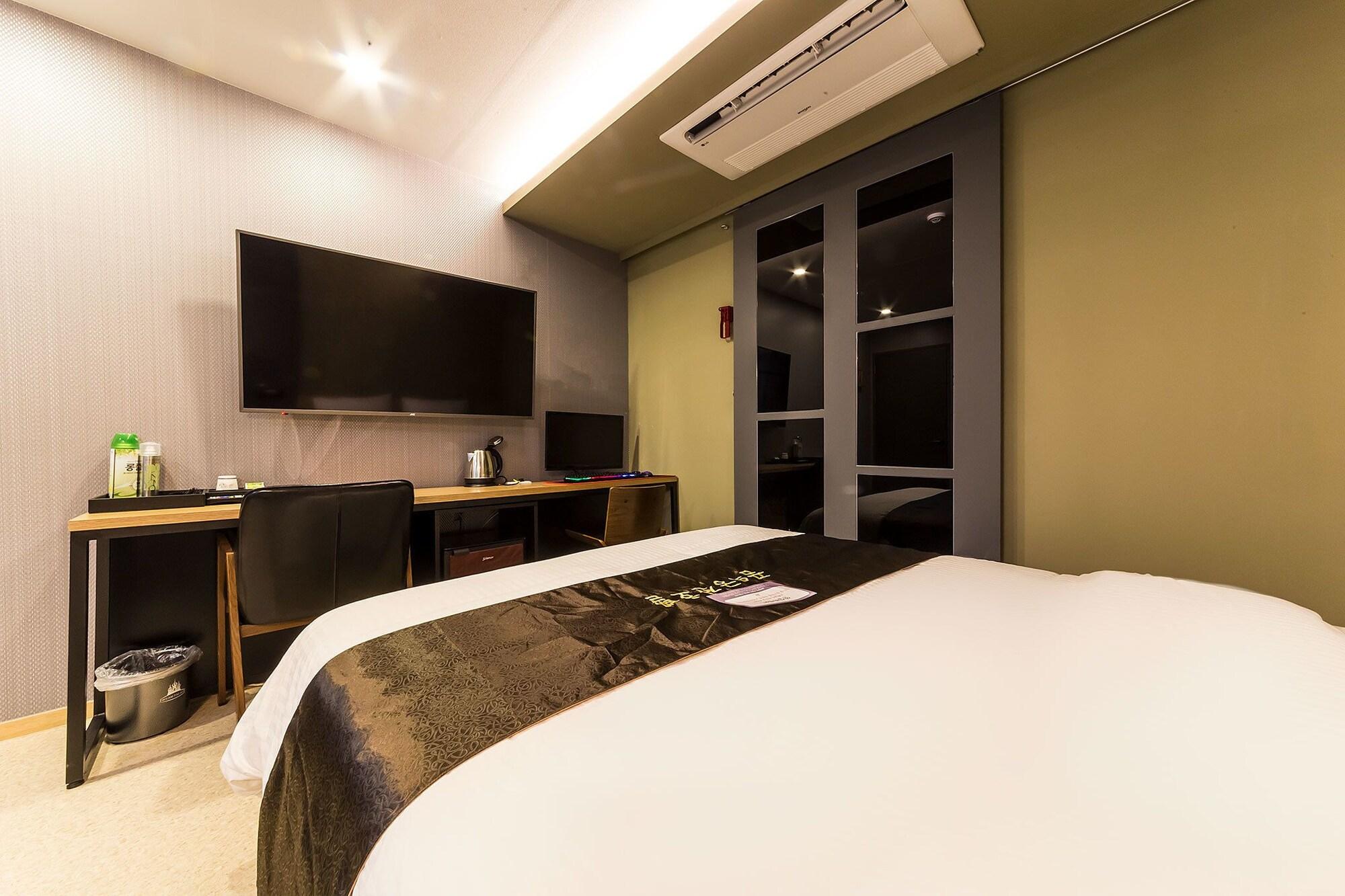 Jakjeon Dream Palace 17/36