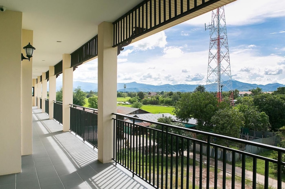 Saksuksmile Resort 9/54