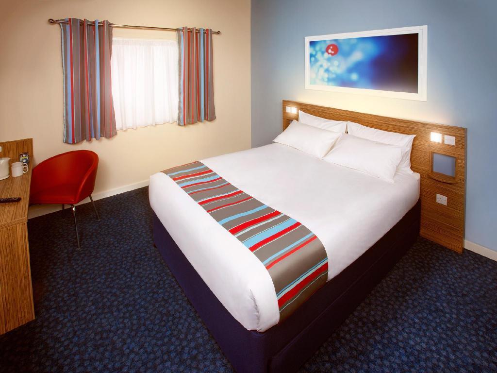 Room, Double Bed