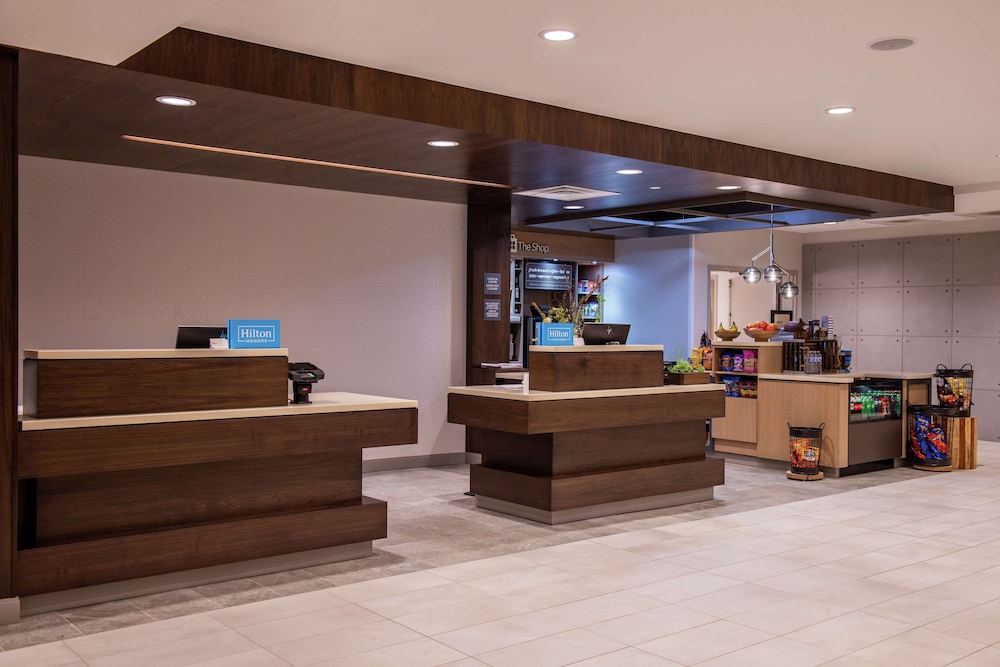 Hilton Garden Inn Kansas City Airport 8/51