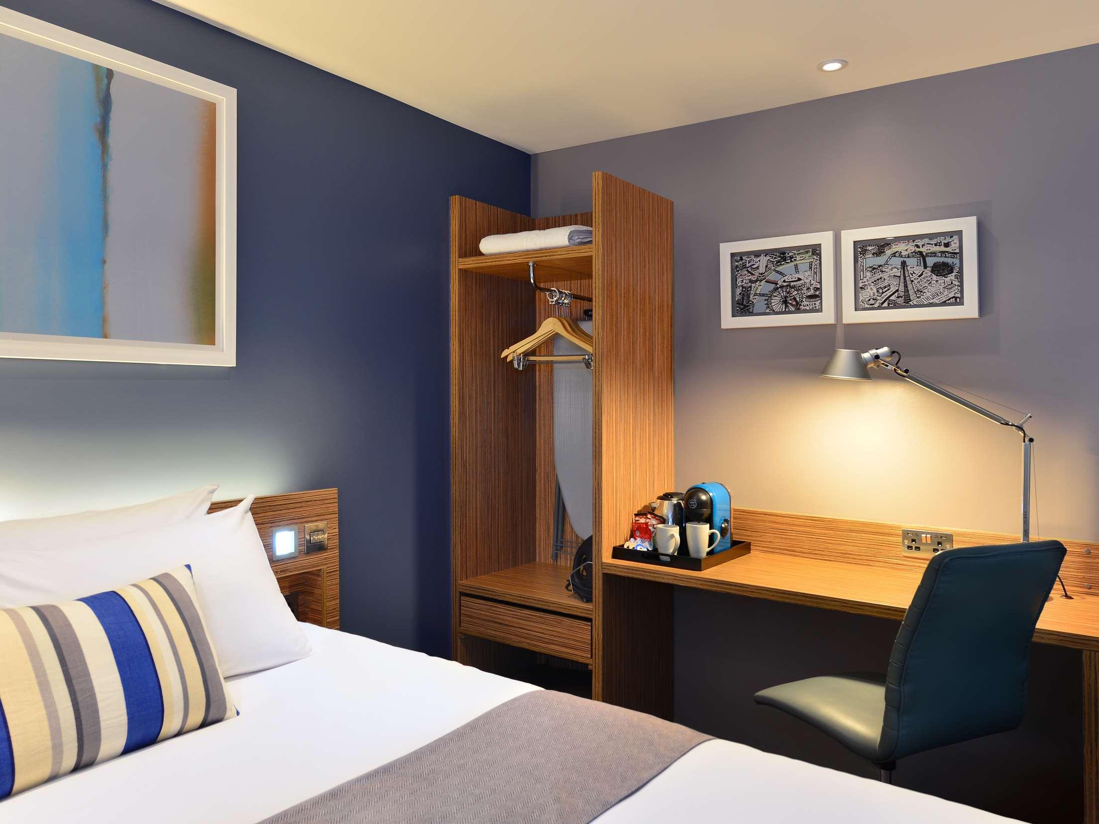 Travelodge Liverpool Central Exchange Street 14/27