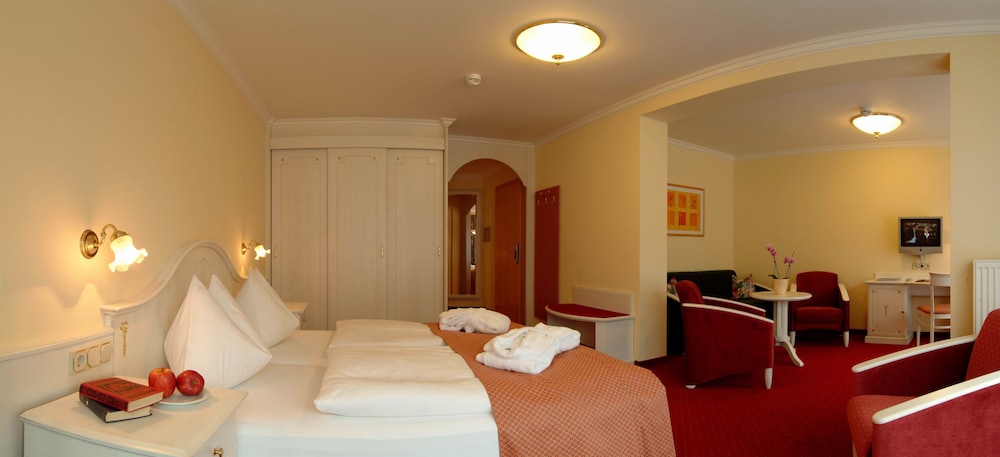 Norica Hotel 9/50