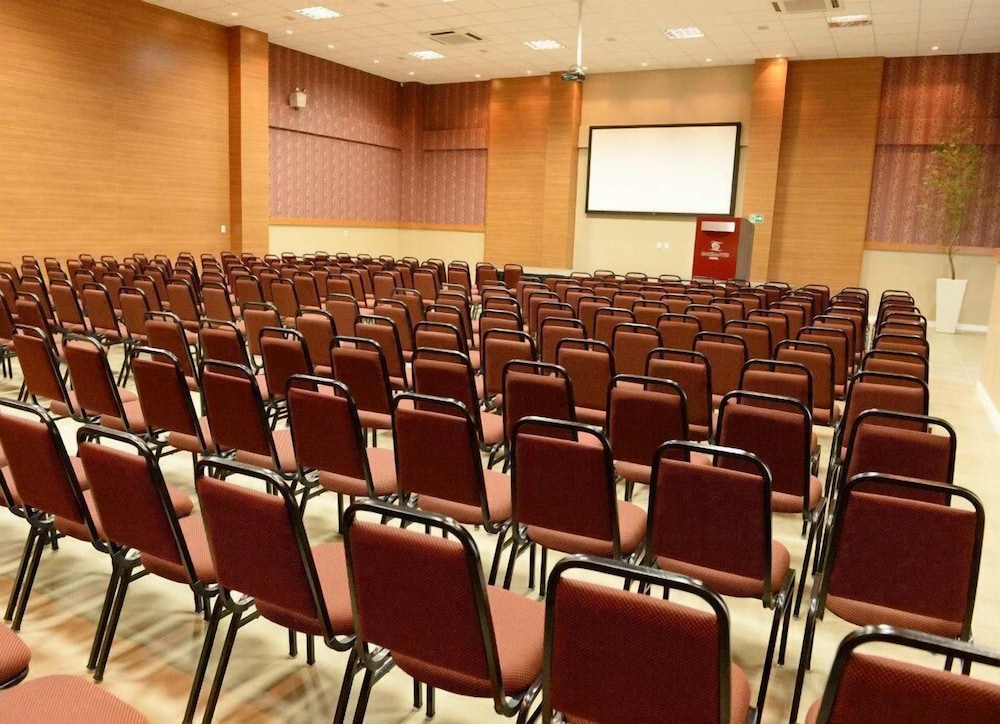 Imigrantes Hotel 28/33