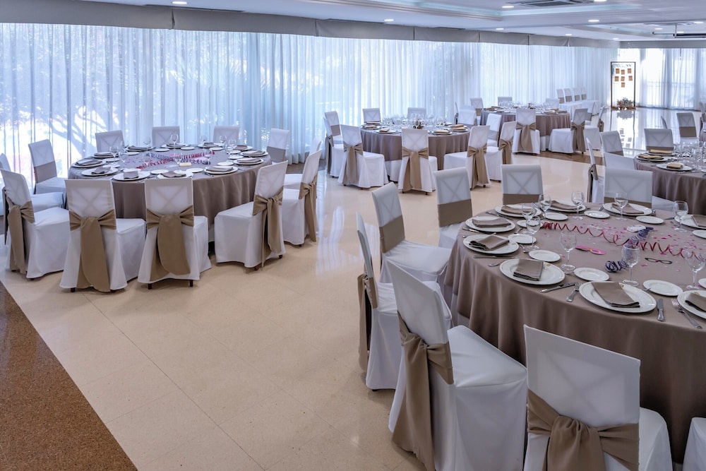 4R Regina Gran Hotel 31/50