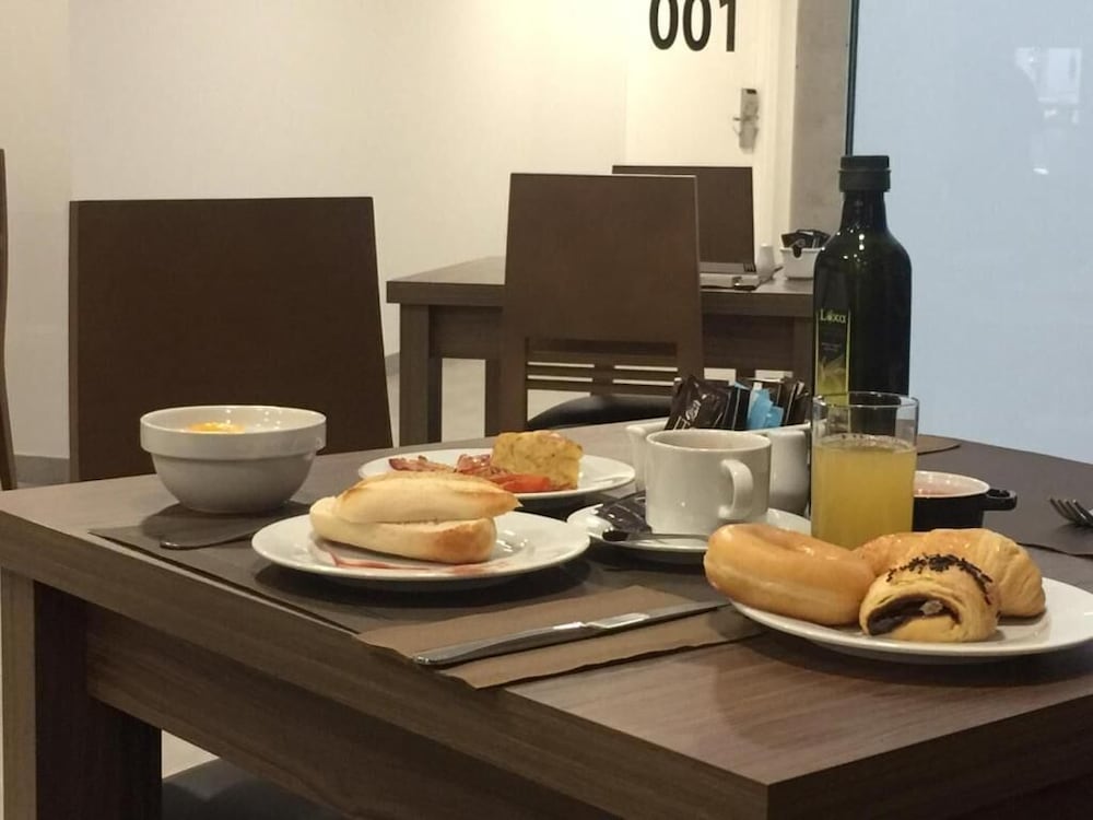 restaurant-cafeteria