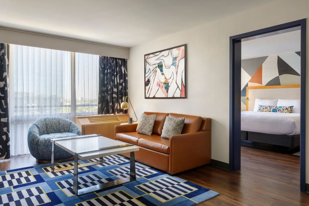 The Beeman Hotel 49/67