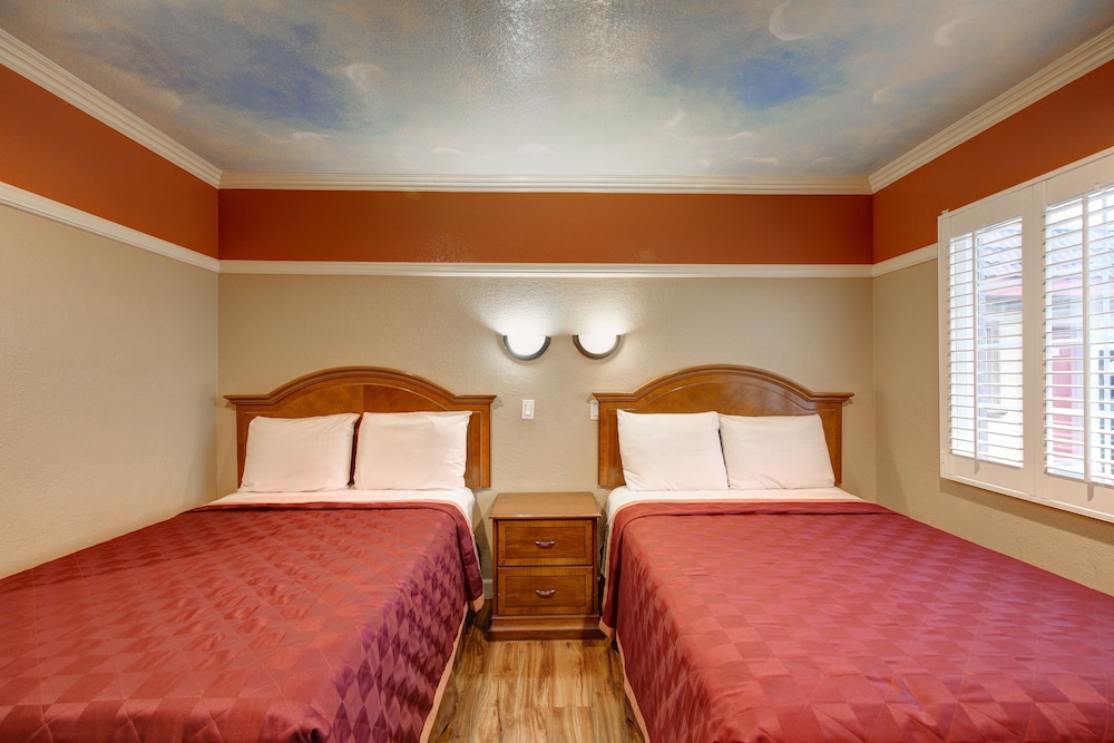 Geneva Motel 14/48
