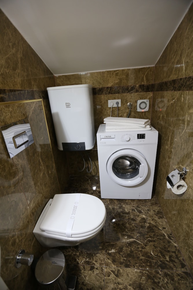 Truemar Hotels & Suites 50/50