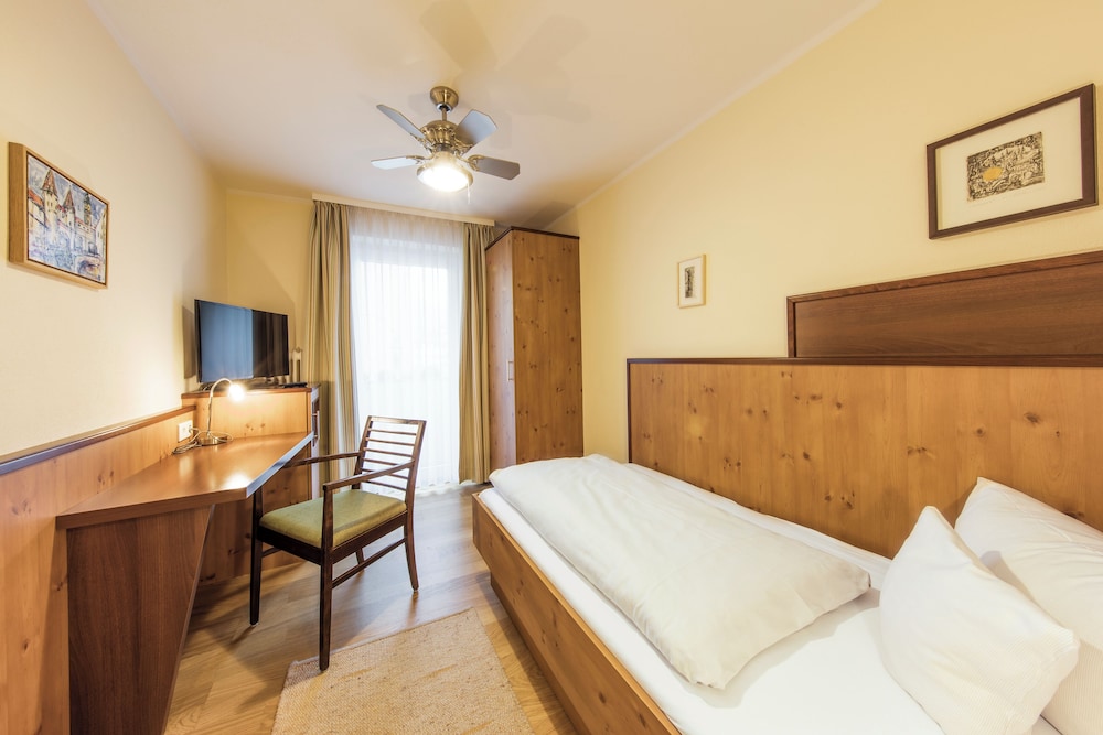 mD-Hotel Brunner 12/50