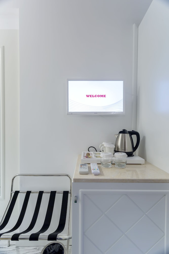 Wise Boutique Hotel & Spa 62/65