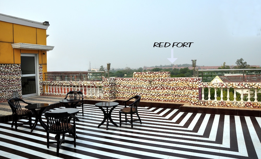 SUN HOTEL AGRA 43/50