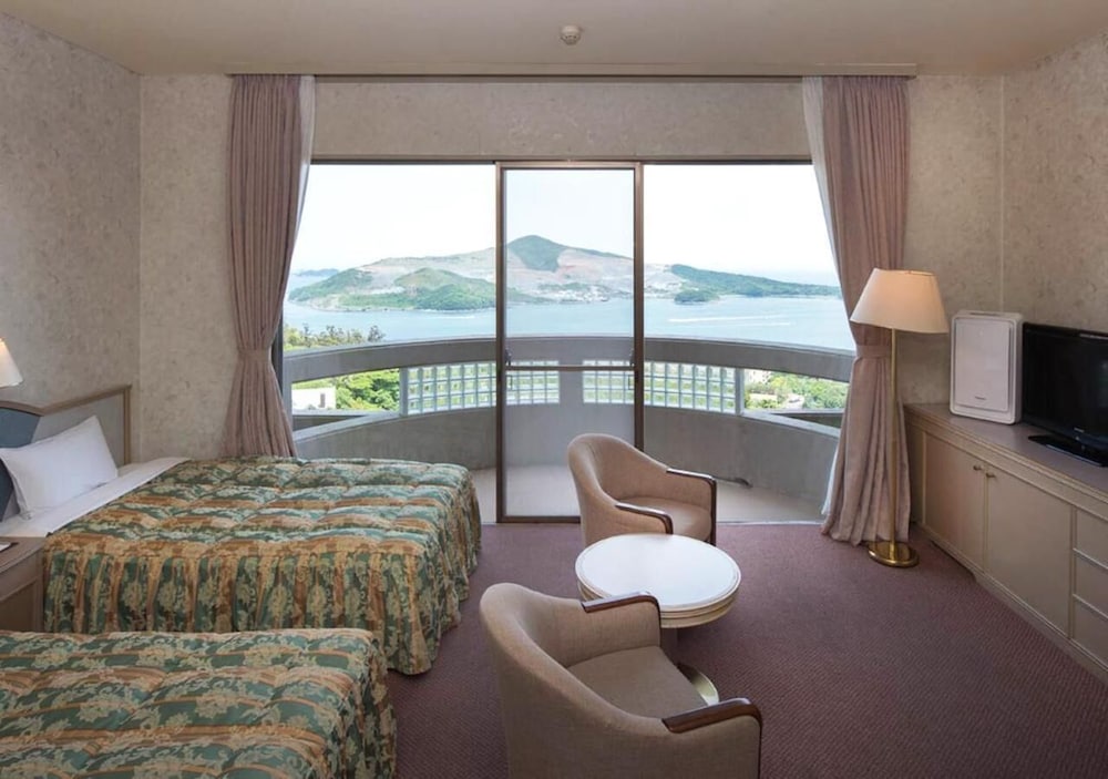 Hotel Altia Toba 42/63