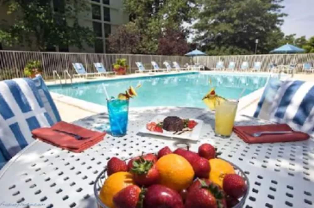 DoubleTree by Hilton Hotel Baltimore - BWI Airport 36/38