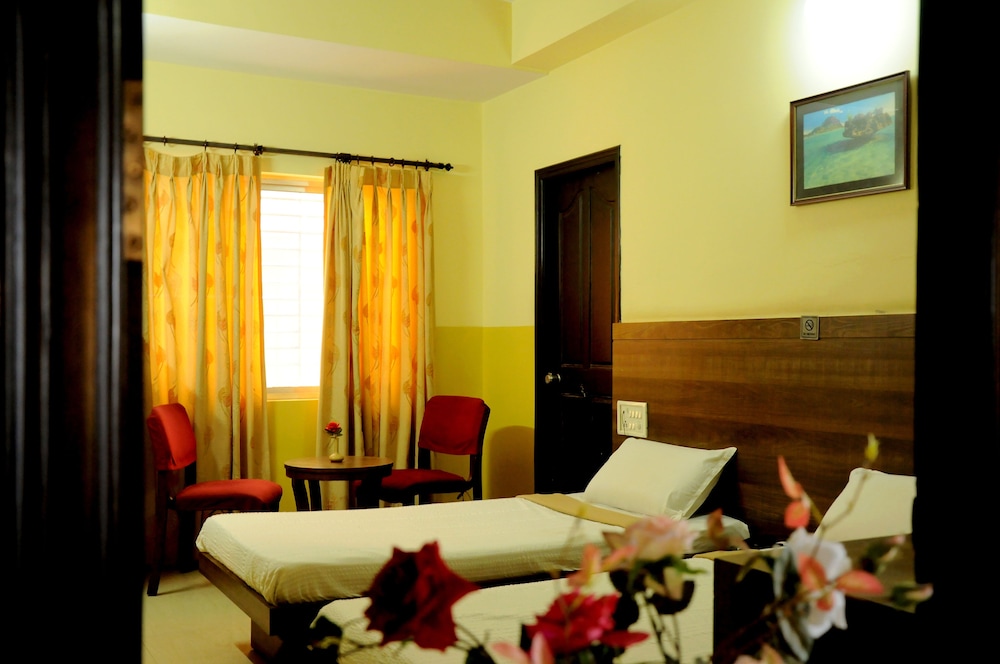 SUVARNA RESIDENCY 29/46