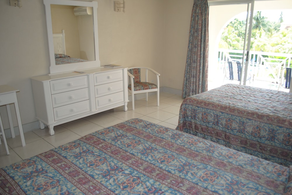Sunbay Hotel 12/63