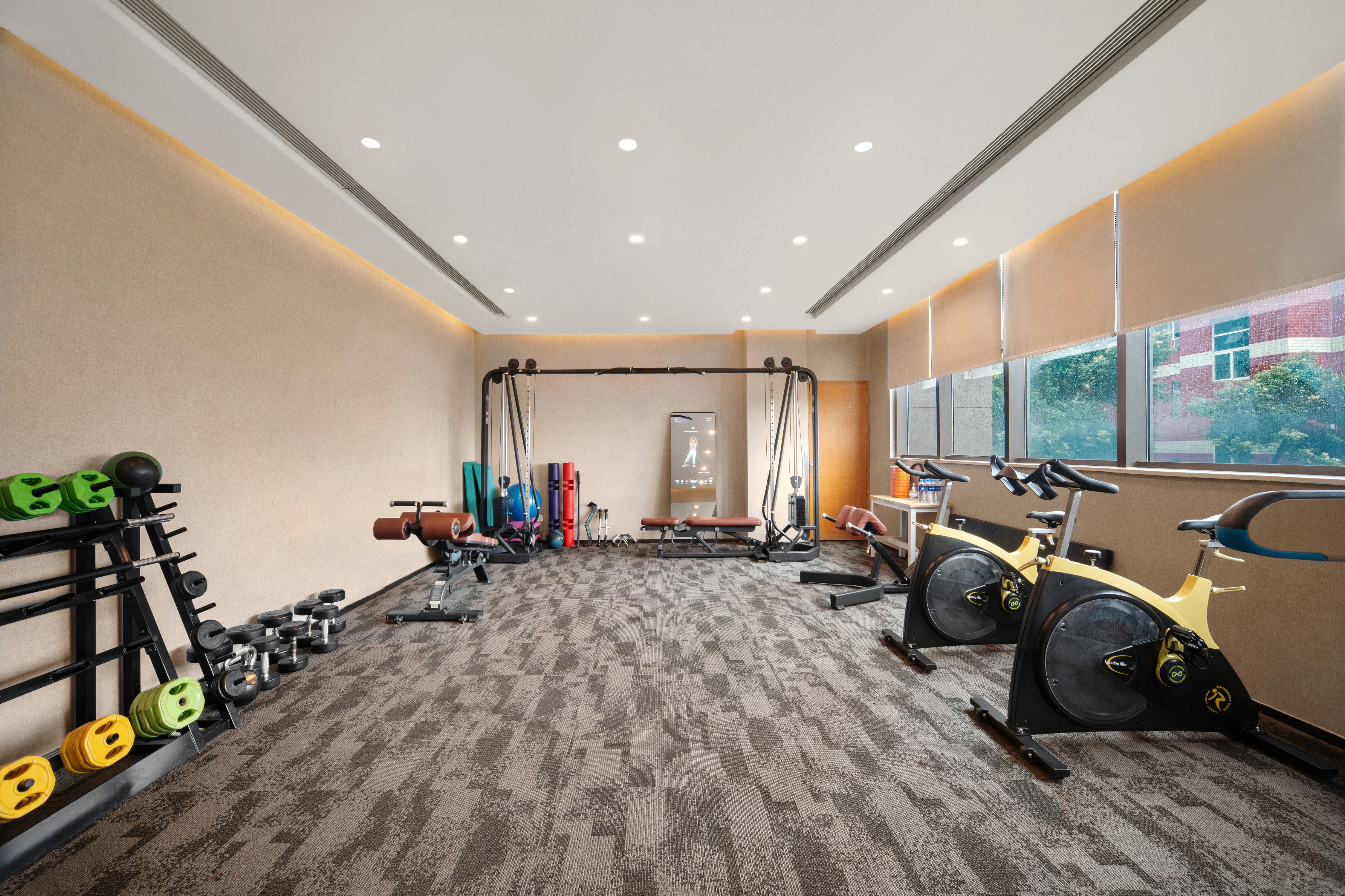 Holiday Inn Express Chengdu Airport Zone 67/75