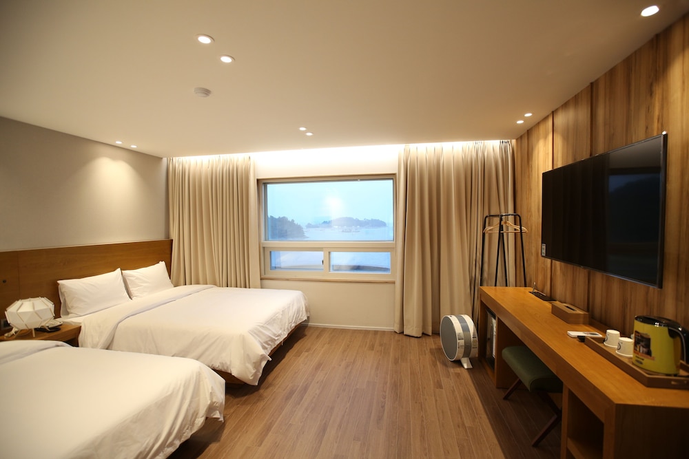 AM Ort Hotel 9/21