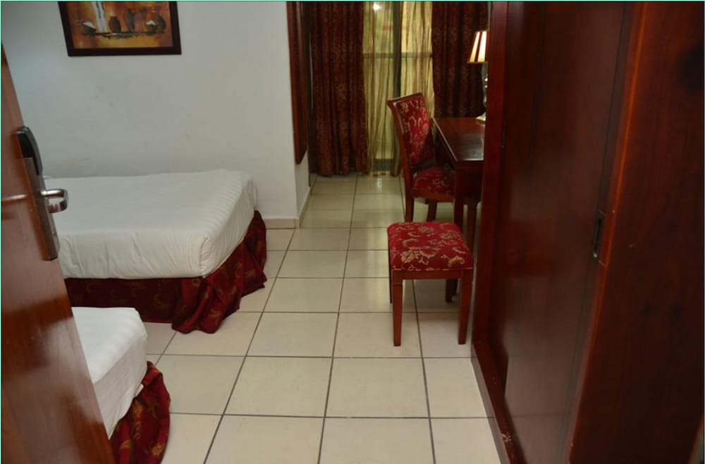 Hotel Prince de Galles 5/26