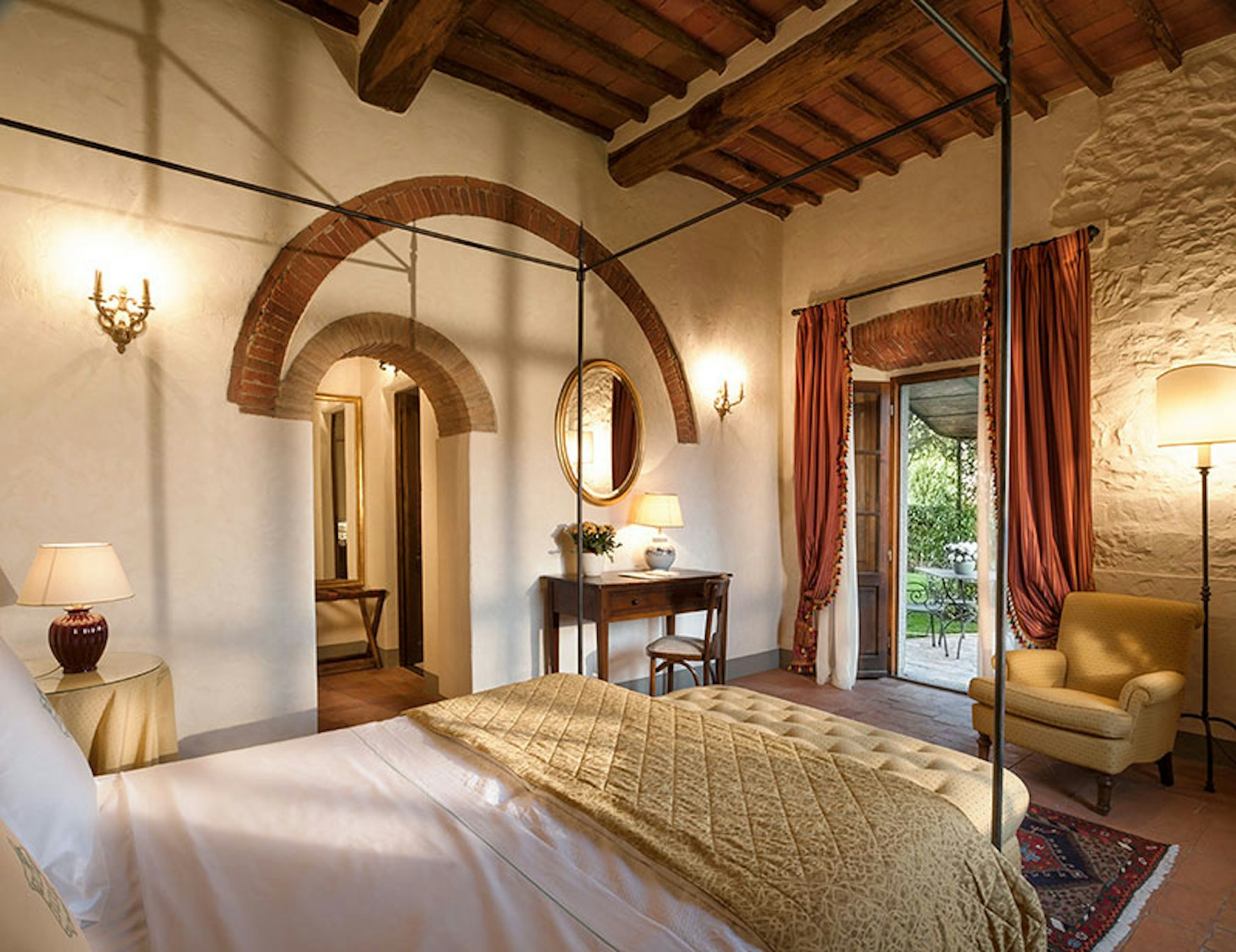 Garden Suite, Hot Tub