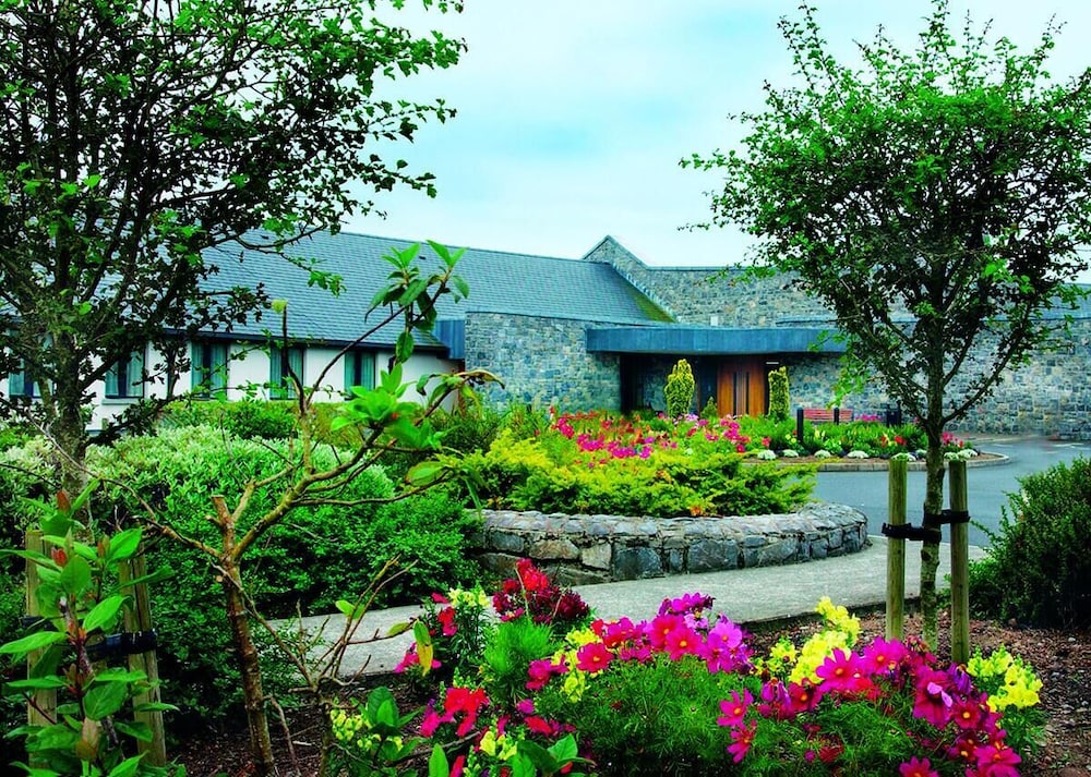 KNOCK HOUSE HOTEL 5/36