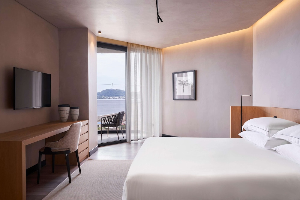 1 BEDROOM, PENTHOUSE SUITE, 1 DOUBLE AND 1 SINGLE BED, SEA VIEW