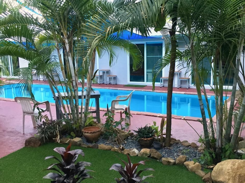 Carpe Diem Guest House 63/72