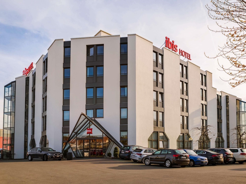 Ibis Lausanne Crissier 42/49