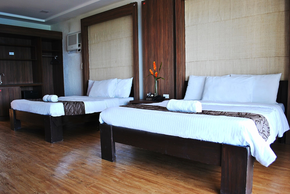 Altamare Dive and Leisure Resort Anilao 18/49