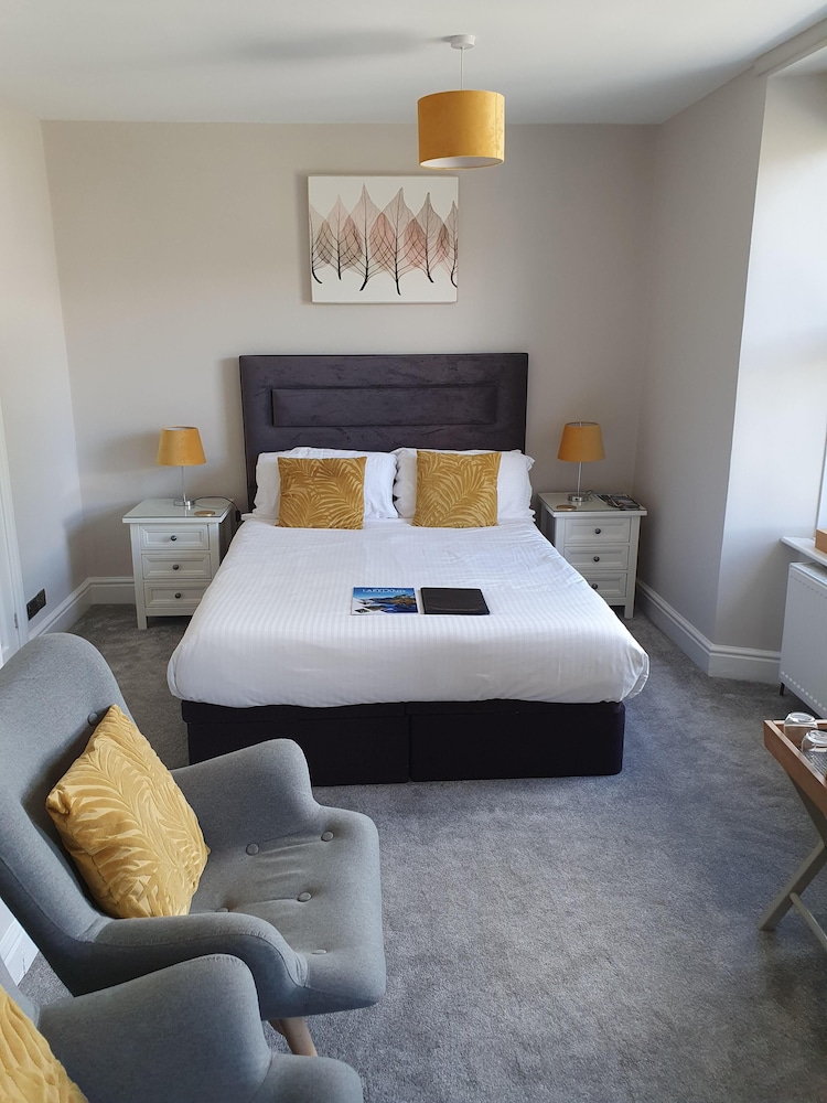 Number 80 Bed Then Breakfast 21/65