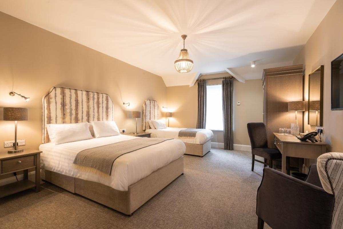 Serene, 1 Double and 1 Single Bed