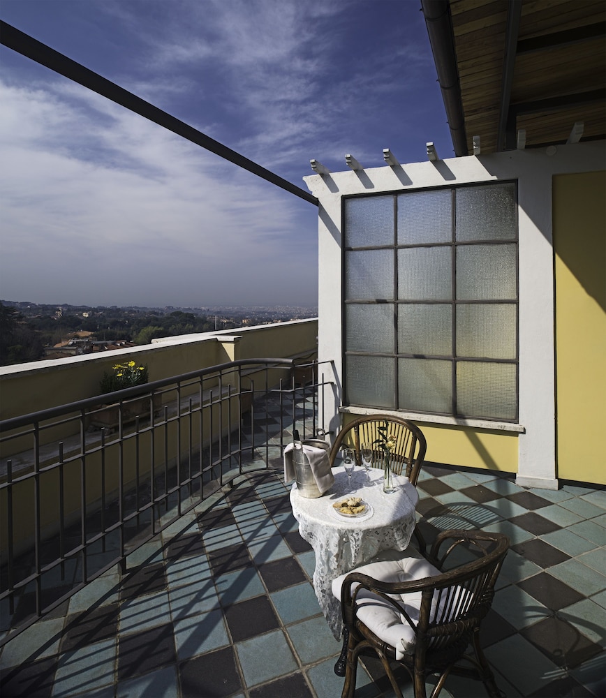 Cacciani Hotel 28/48